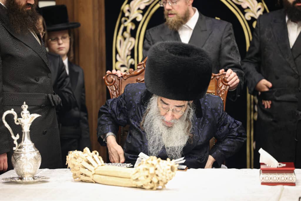 בחסידות אלכסנדר ערכו שבת הוקרה לתומכי החסידות