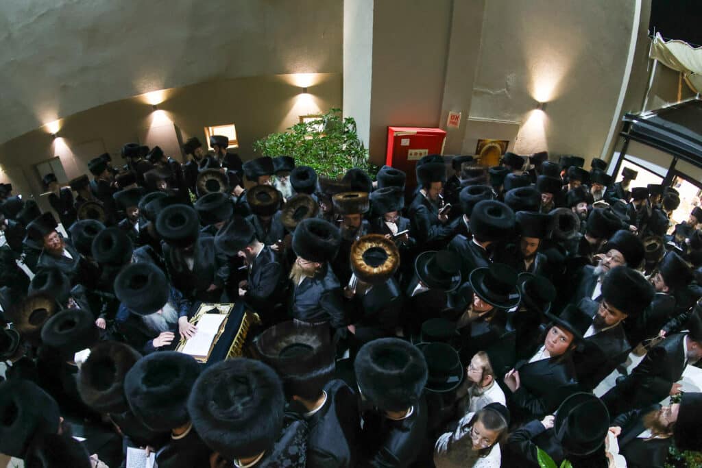 בחסידות אלכסנדר ערכו שבת הוקרה לתומכי החסידות