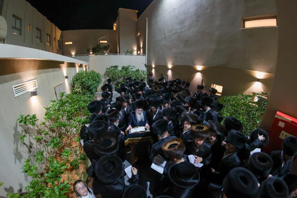 בחסידות אלכסנדר ערכו שבת הוקרה לתומכי החסידות