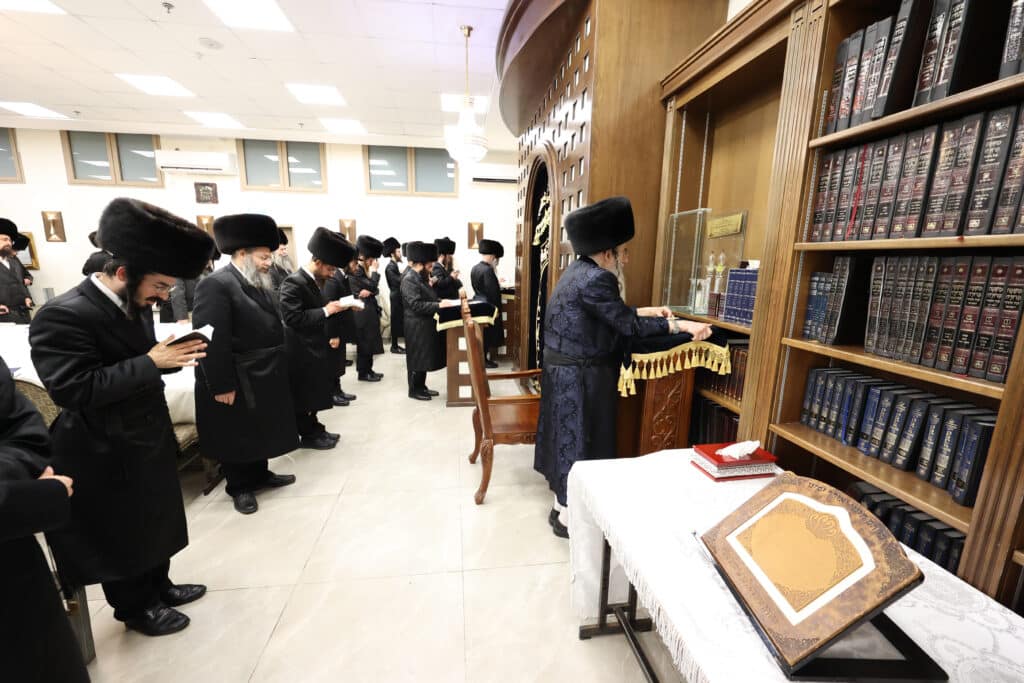 בחסידות אלכסנדר ערכו שבת הוקרה לתומכי החסידות