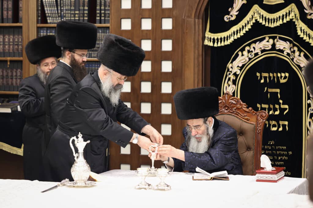 בחסידות אלכסנדר ערכו שבת הוקרה לתומכי החסידות