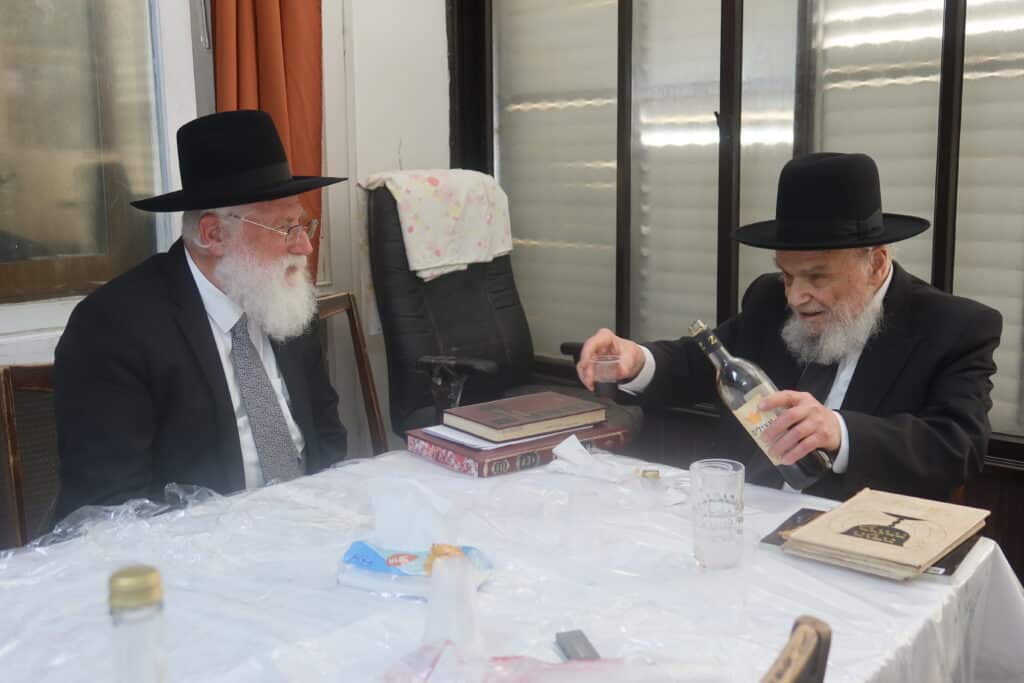 בגבעת הישיבה: ראשי הישיבות הקבילו את פני הגרמ"ה הירש