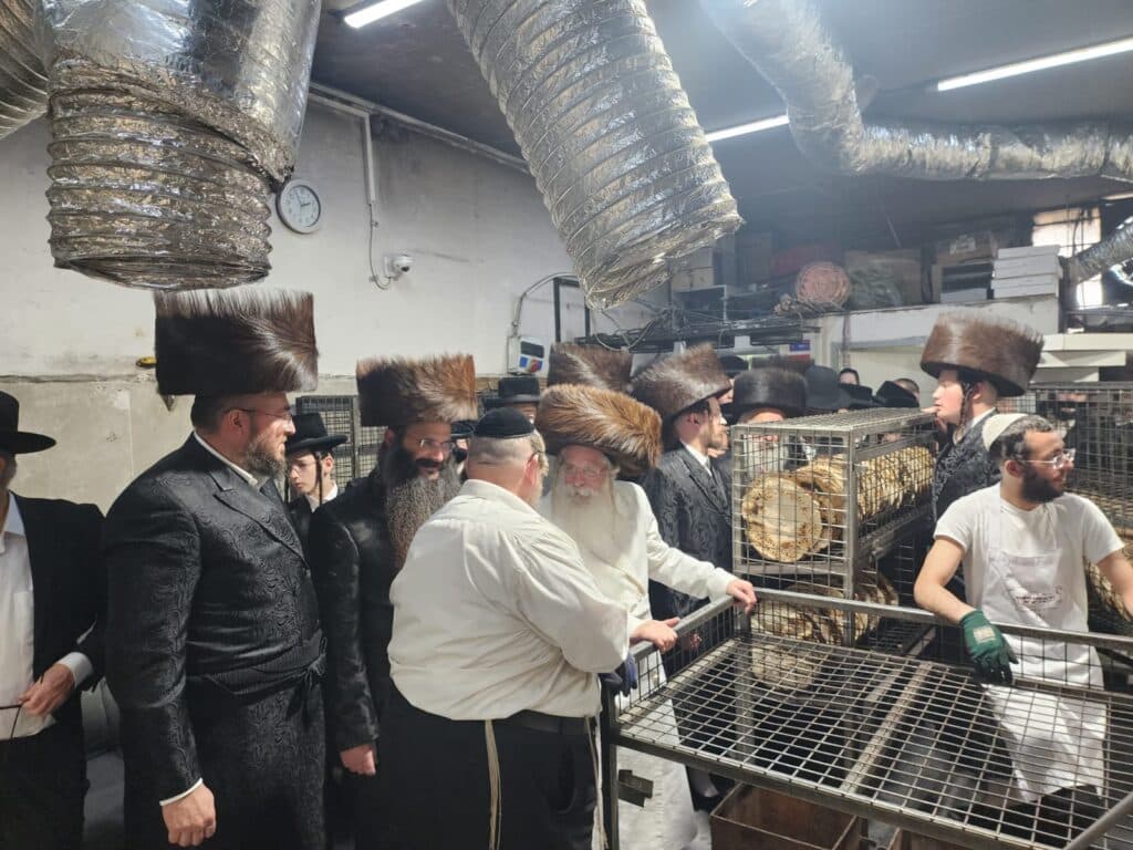 חג הפסח של האדמו"ר מנדבורנה ירושלים