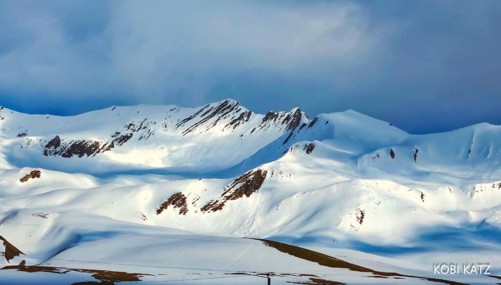 מָה רַבּוּ מַעֲשֶׂיךָ ה': הצלם המוכשר קובי כץ בתיעוד מרהיב מנופיה הקסומים של גאורגיה