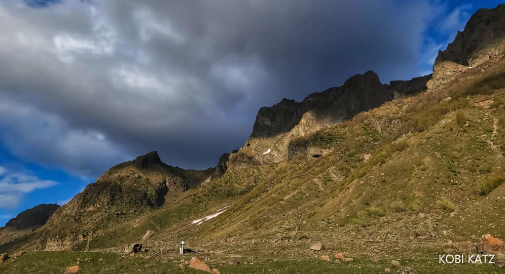 מָה רַבּוּ מַעֲשֶׂיךָ ה': הצלם המוכשר קובי כץ בתיעוד מרהיב מנופיה הקסומים של גאורגיה