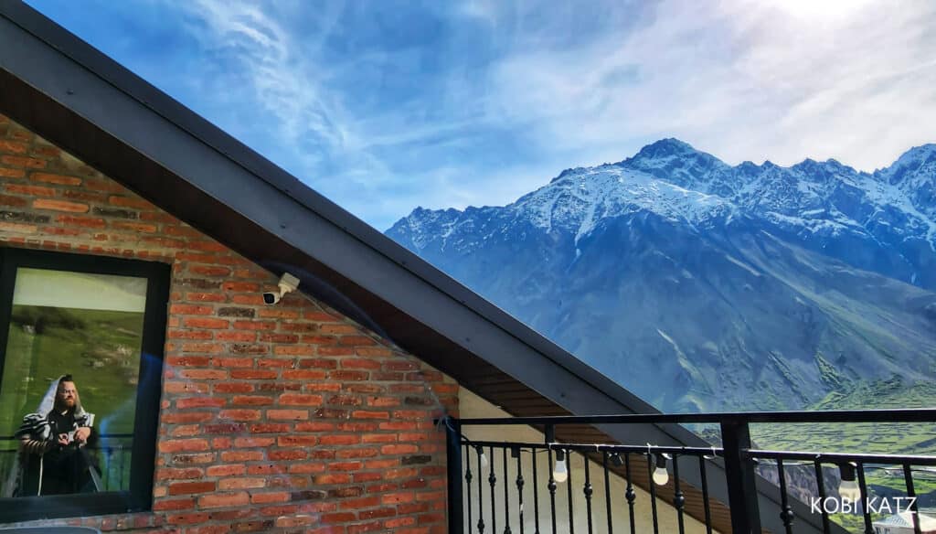 מָה רַבּוּ מַעֲשֶׂיךָ ה': הצלם המוכשר קובי כץ בתיעוד מרהיב מנופיה הקסומים של גאורגיה