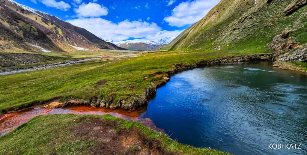 מָה רַבּוּ מַעֲשֶׂיךָ ה': הצלם המוכשר קובי כץ בתיעוד מרהיב מנופיה הקסומים של גאורגיה