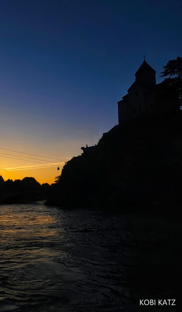 מָה רַבּוּ מַעֲשֶׂיךָ ה': הצלם המוכשר קובי כץ בתיעוד מרהיב מנופיה הקסומים של גאורגיה