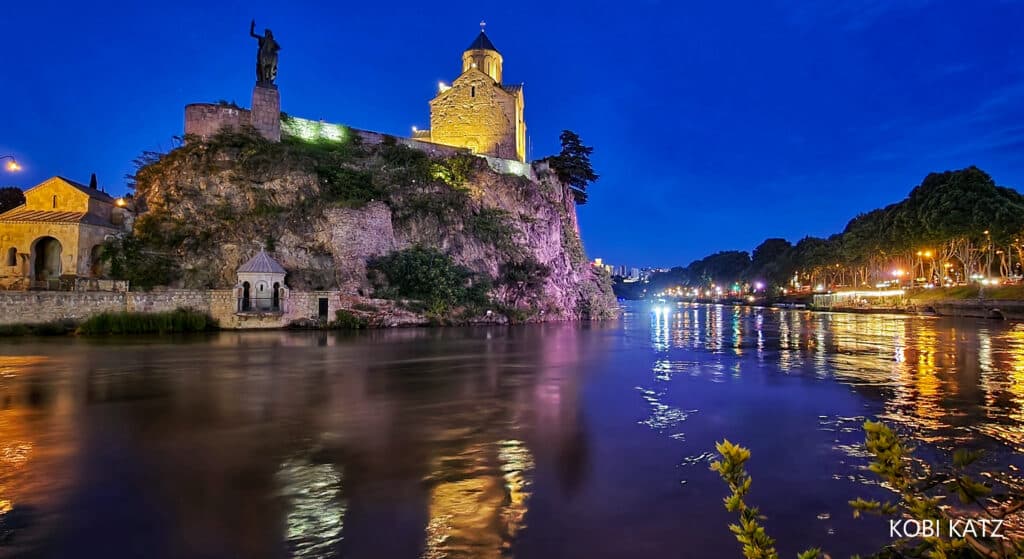 מָה רַבּוּ מַעֲשֶׂיךָ ה': הצלם המוכשר קובי כץ בתיעוד מרהיב מנופיה הקסומים של גאורגיה