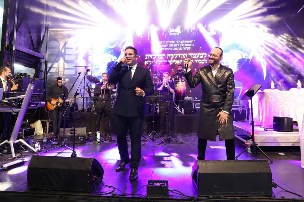 גדולי התורה הדליקו את בני ברק