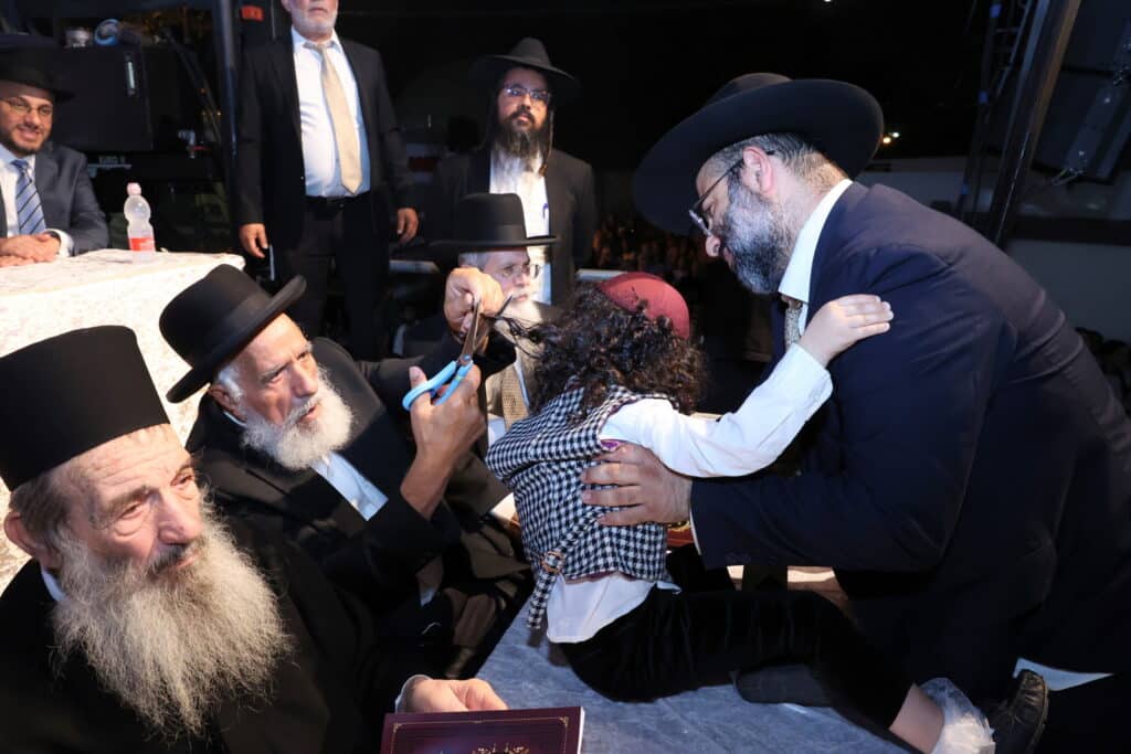 גדולי התורה הדליקו את בני ברק