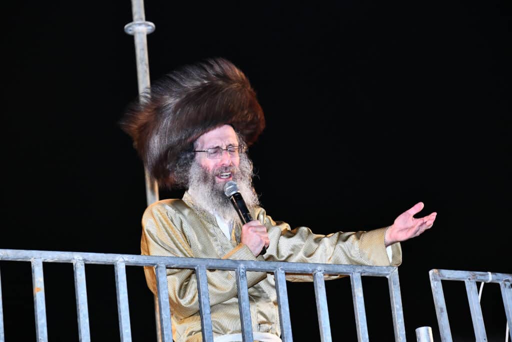 יבטל כל הגזרות: רבבות רקדו עם המשפיע בבית שמש