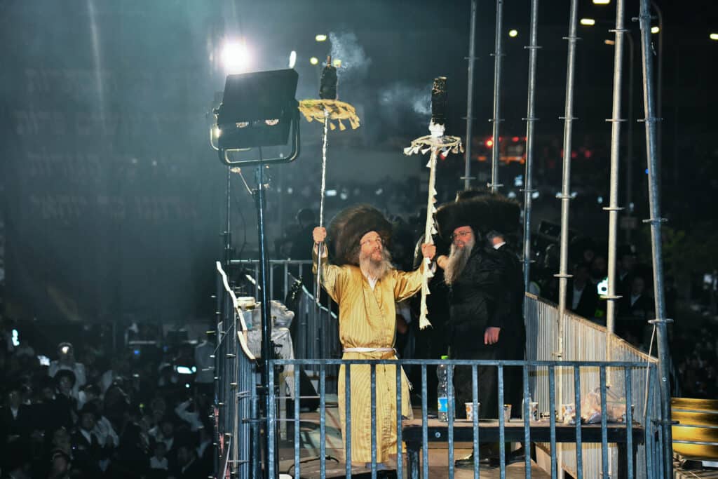 יבטל כל הגזרות: רבבות רקדו עם המשפיע בבית שמש