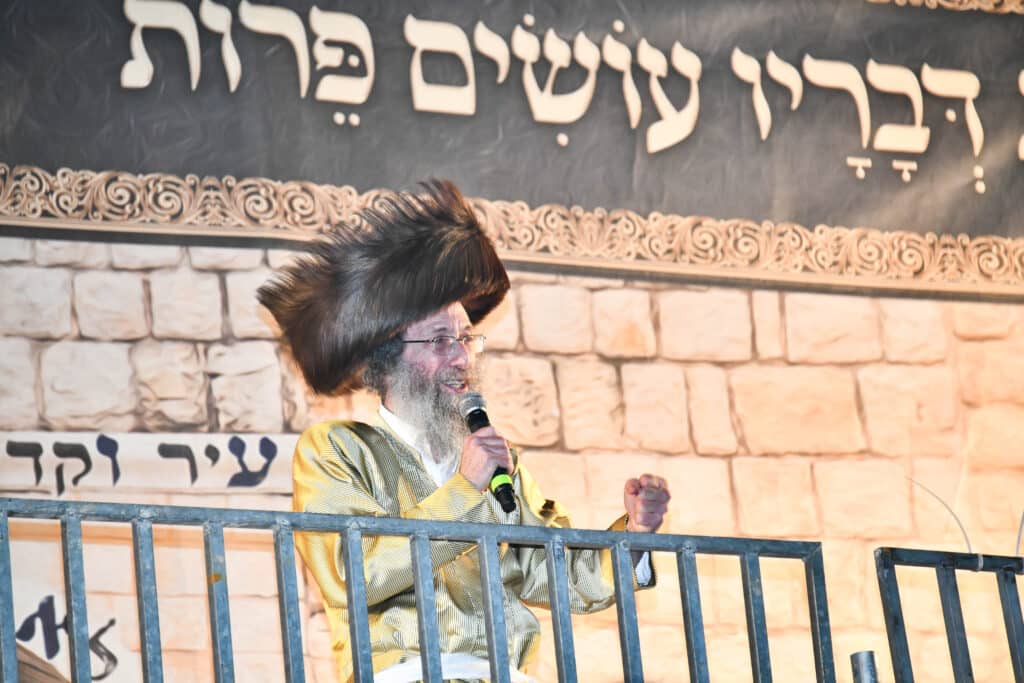 יבטל כל הגזרות: רבבות רקדו עם המשפיע בבית שמש