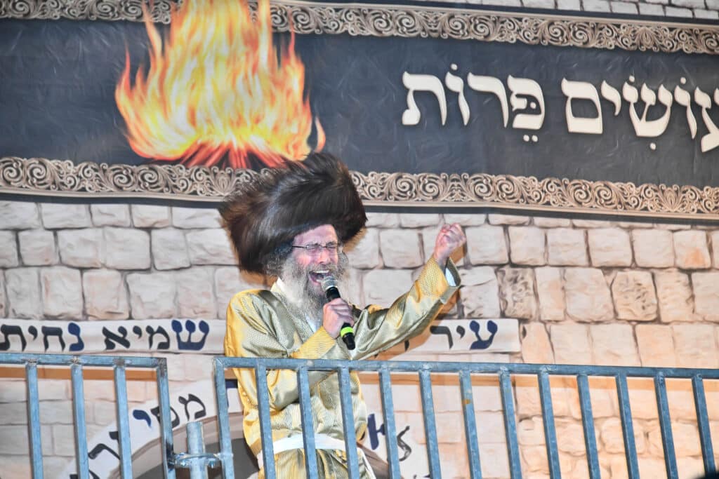 יבטל כל הגזרות: רבבות רקדו עם המשפיע בבית שמש