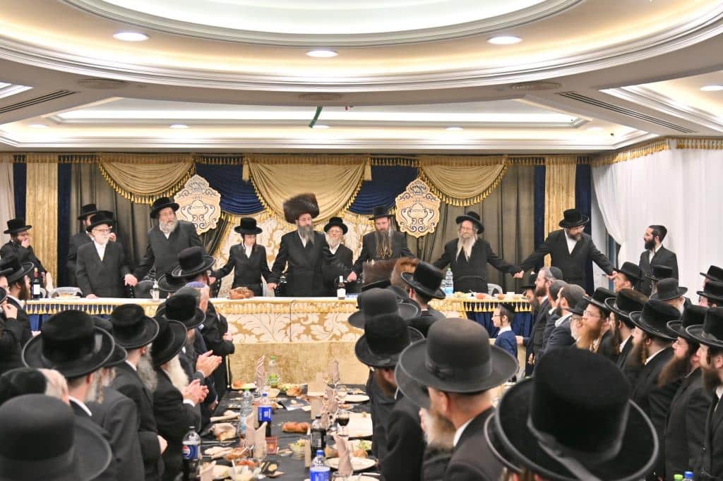 המונים השתתפו בשמחת הבר מצוה לבן האדמו"ר מטאלנא