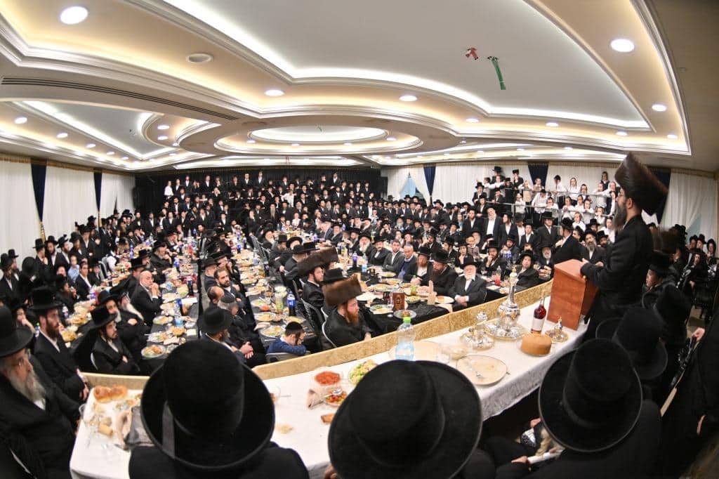 המונים השתתפו בשמחת הבר מצוה לבן האדמו"ר מטאלנא