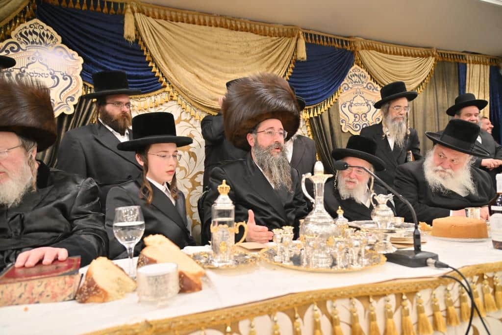 המונים השתתפו בשמחת הבר מצוה לבן האדמו"ר מטאלנא