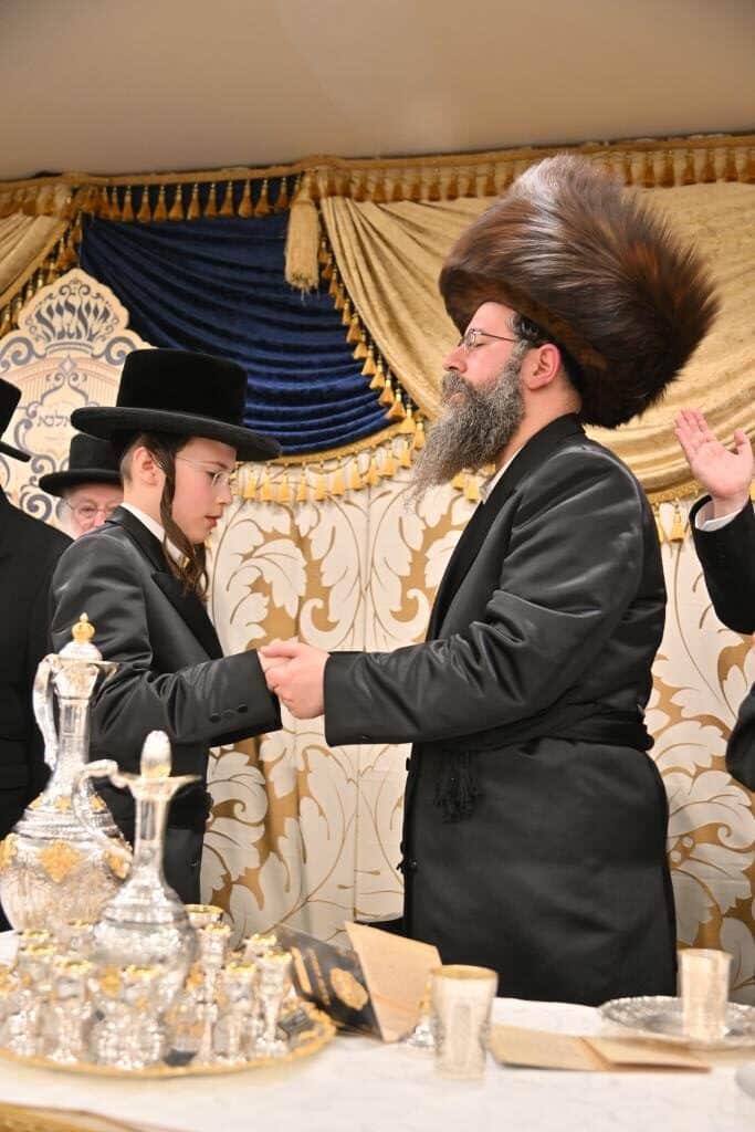 המונים השתתפו בשמחת הבר מצוה לבן האדמו"ר מטאלנא