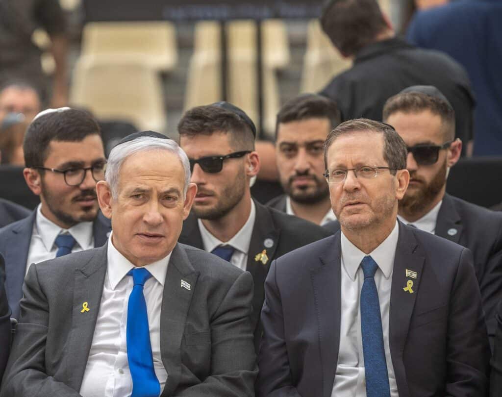 "ונהפוכו" בלב טהראן: המהלך שמטלטל את המזרח התיכון