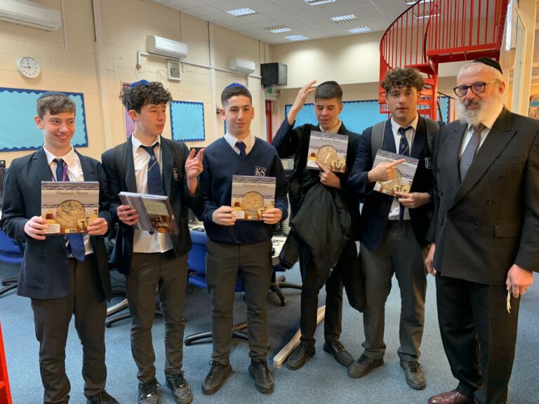 ב"מרכז רבני אירופה" מסכמים בסיפוק רב את פעילות חודש ניסן