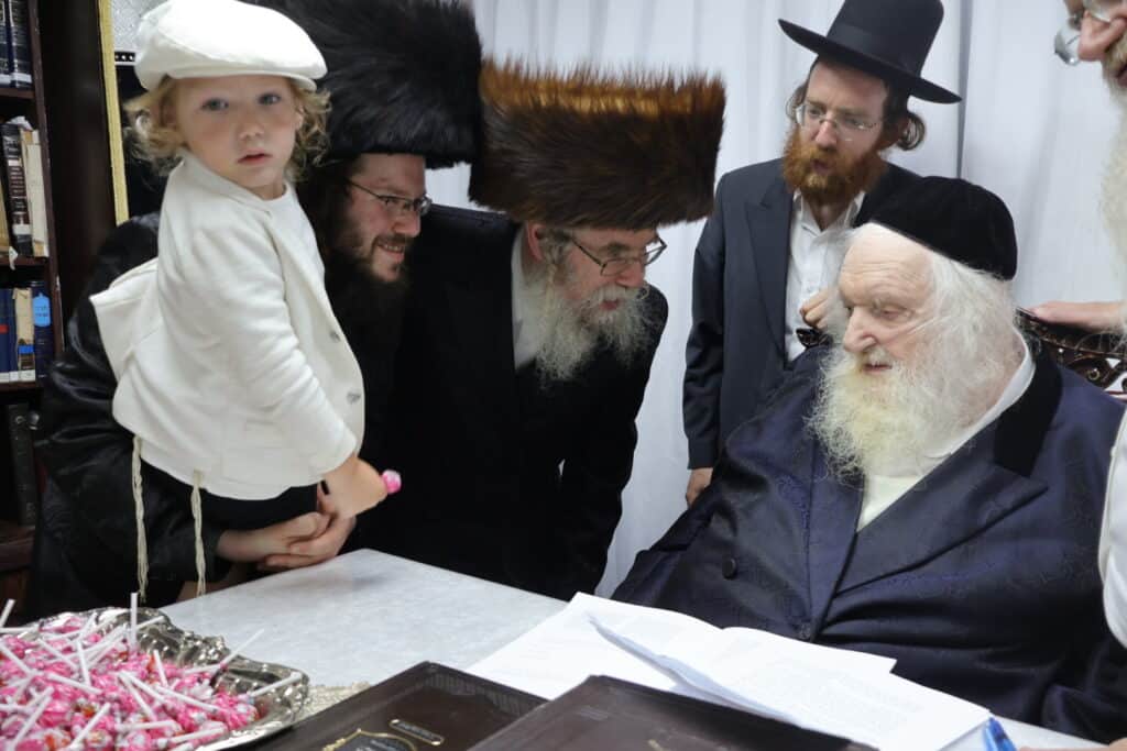 ל"ג בעומר במחיצתו של מרן הגר"מ שטרנבוך 