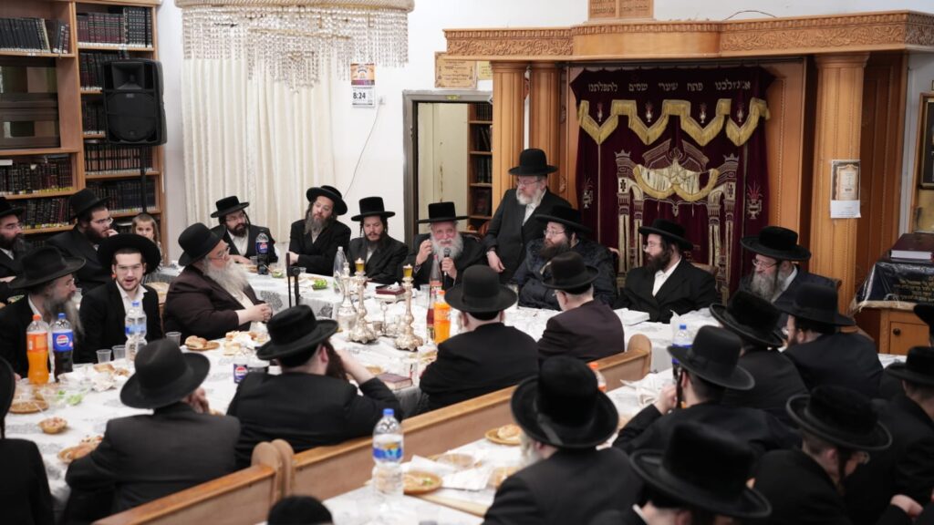 לרגל הירצאייט: האדמו"ר מצאנז זימגראד ערך טיש