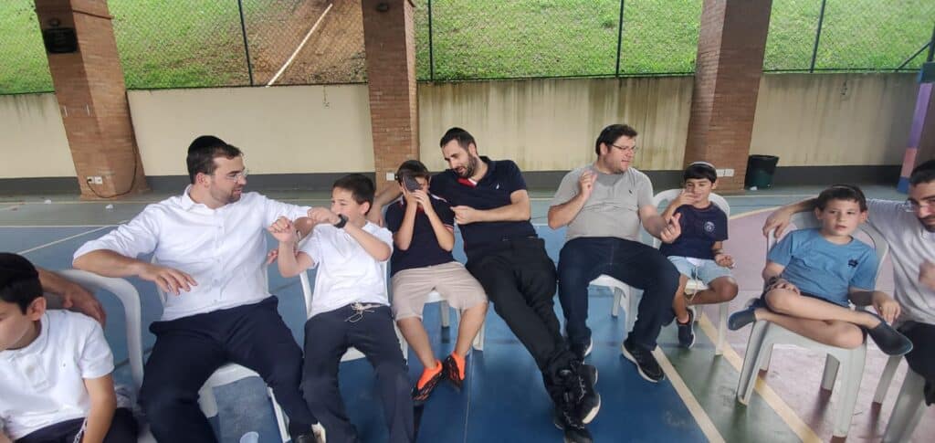 ראש הישיבה בביקור נדיר בקהילה היהודית בברזיל