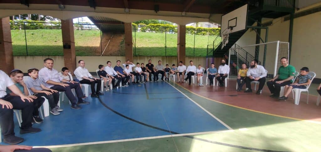 ראש הישיבה בביקור נדיר בקהילה היהודית בברזיל