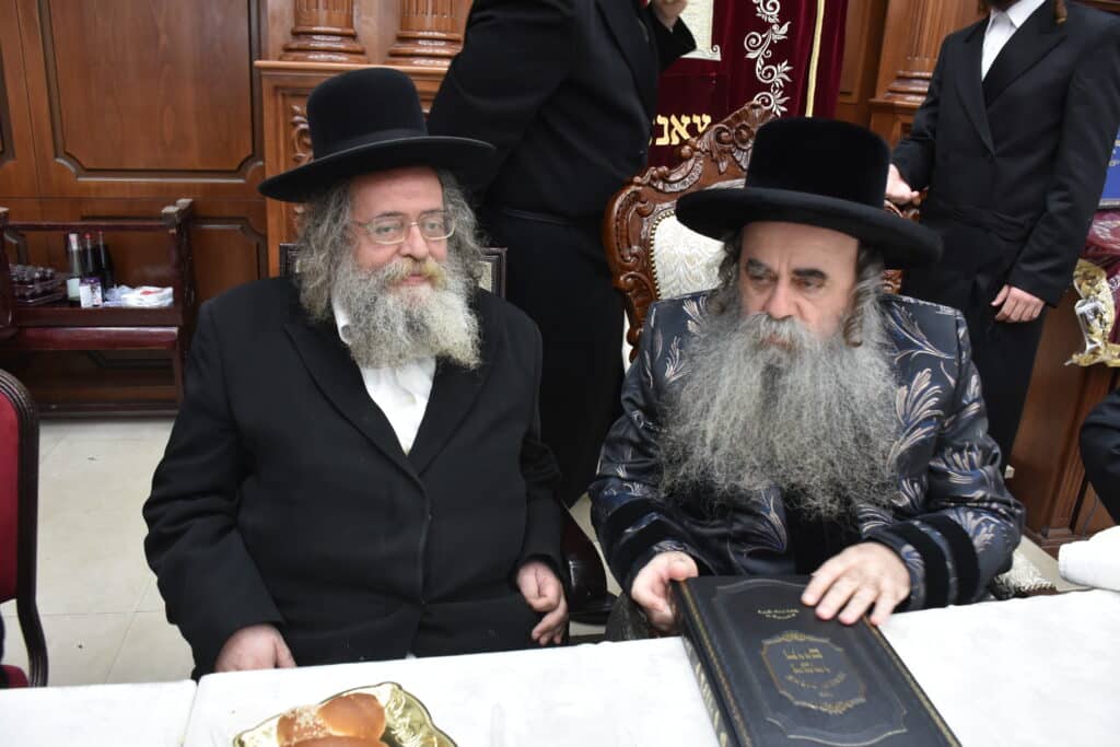 בשיכון ג': סעודת הילולה אצל גאב"ד צאנז 