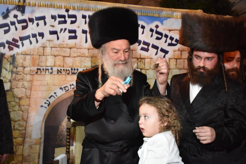 הצית את האש: ההדלקה של האדמו"ר מאשלג