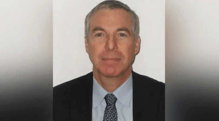 a man in a suit and tie