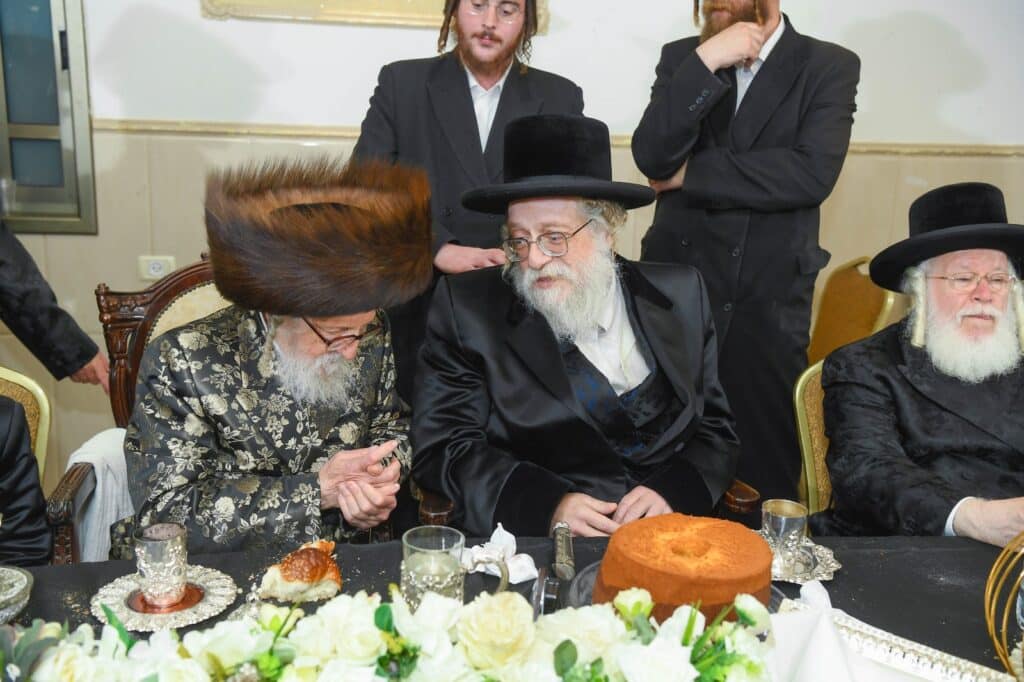 גלריה: שמחת בר המצווה לנכד האדמו"ר מזלאטשוב