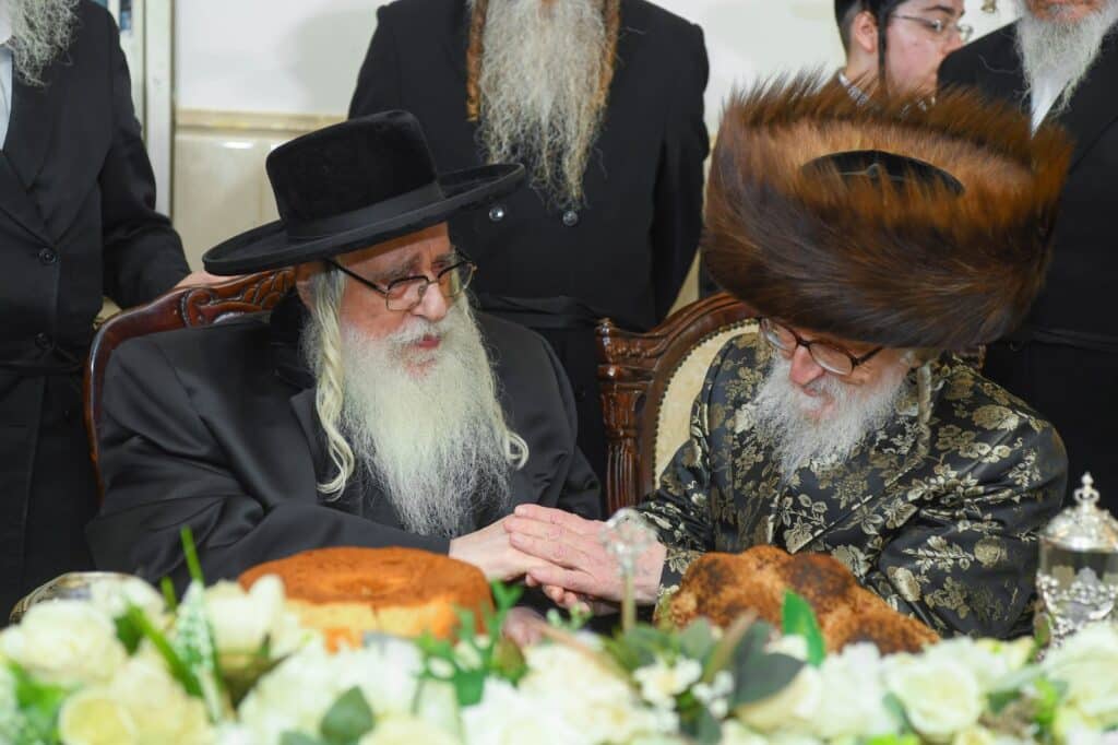 גלריה: שמחת בר המצווה לנכד האדמו"ר מזלאטשוב