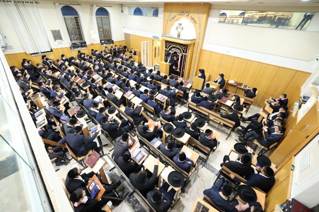 לקראת מתן תורה: חבר המועצת חיזק את בחורי הישיבה