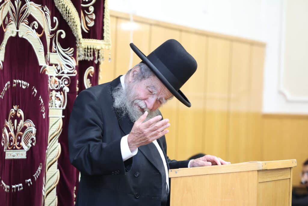 לקראת מתן תורה: חבר המועצת חיזק את בחורי הישיבה