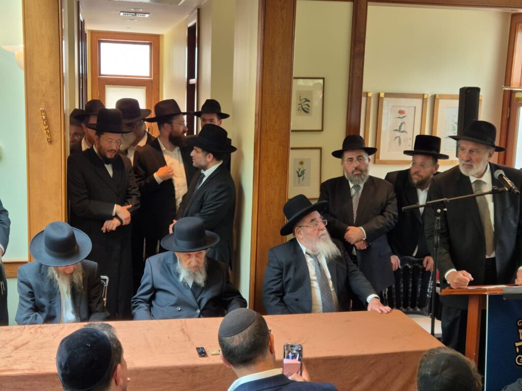 במונסי: מרן הגר"ד לנדו פתח את הדינר הראשון להצלת עולם התורה