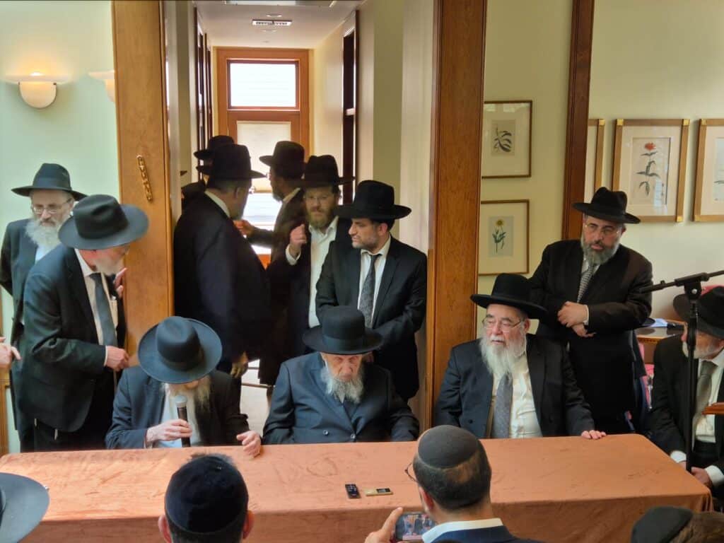 במונסי: מרן הגר"ד לנדו פתח את הדינר הראשון להצלת עולם התורה