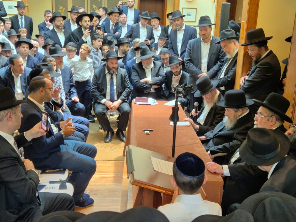 במונסי: מרן הגר"ד לנדו פתח את הדינר הראשון להצלת עולם התורה