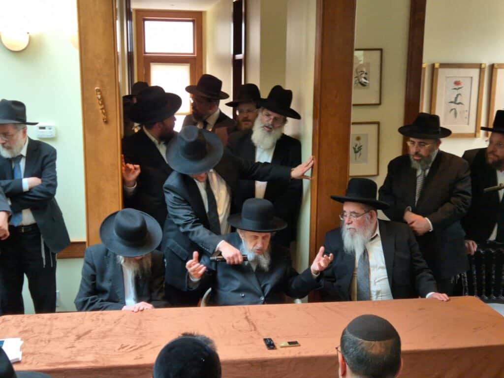 במונסי: מרן הגר"ד לנדו פתח את הדינר הראשון להצלת עולם התורה