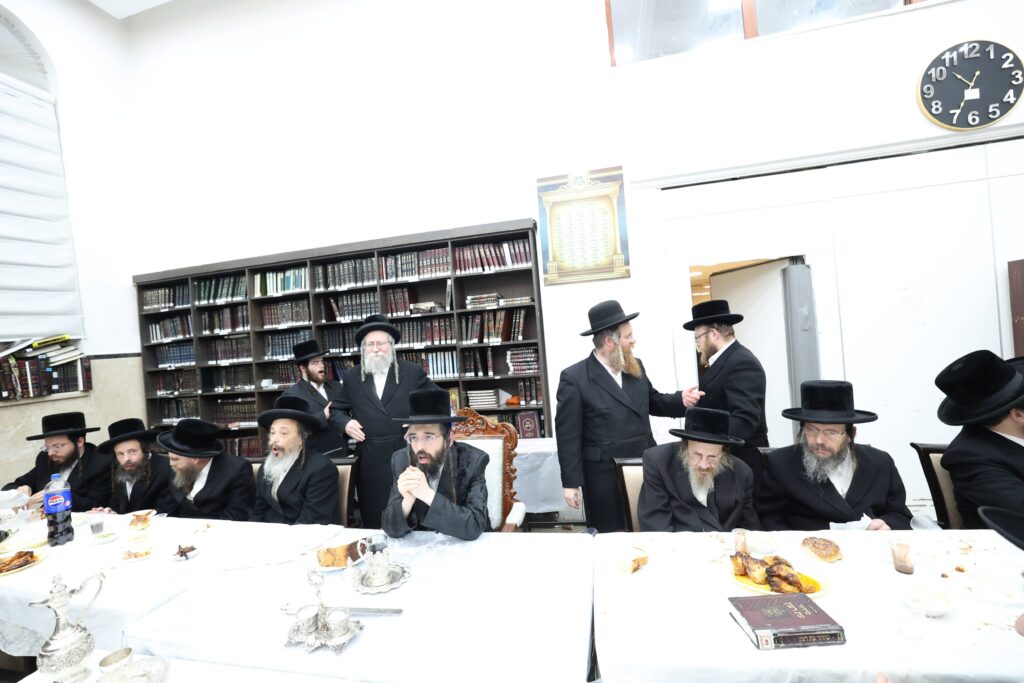 בראשות האדמו"ר: בחסידות ציינו את הילולת הרה"ק מזוועיל