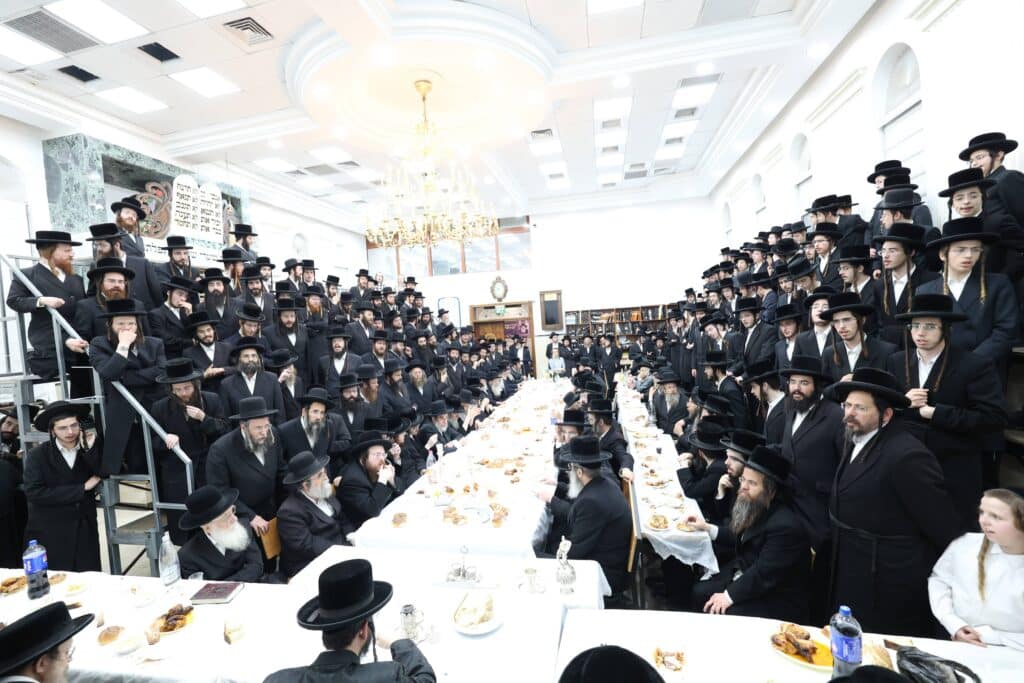 בראשות האדמו"ר: בחסידות ציינו את הילולת הרה"ק מזוועיל