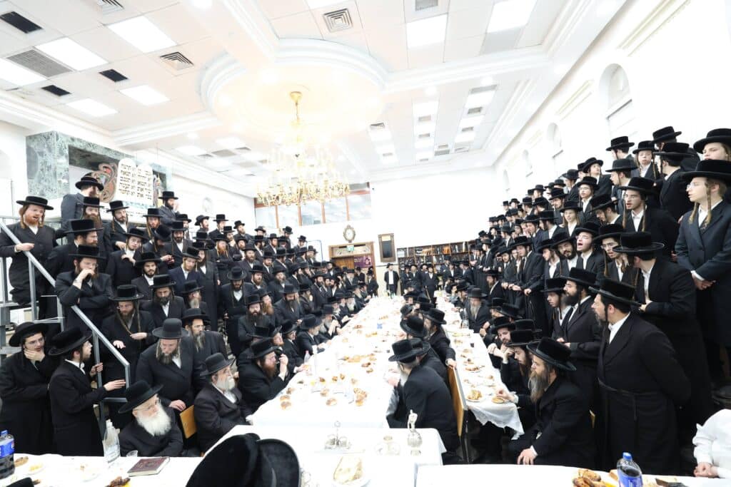 בראשות האדמו"ר: בחסידות ציינו את הילולת הרה"ק מזוועיל