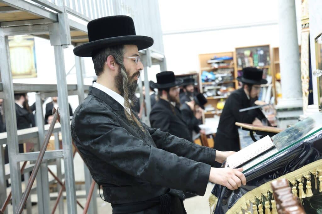 בראשות האדמו"ר: בחסידות ציינו את הילולת הרה"ק מזוועיל