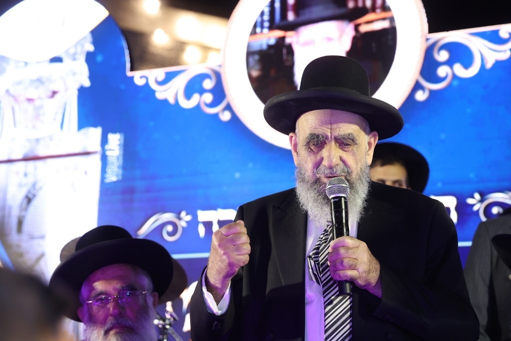 במעמד גדולי ישראל: ספר התורה הוכנס לזכר נשיא המועצת