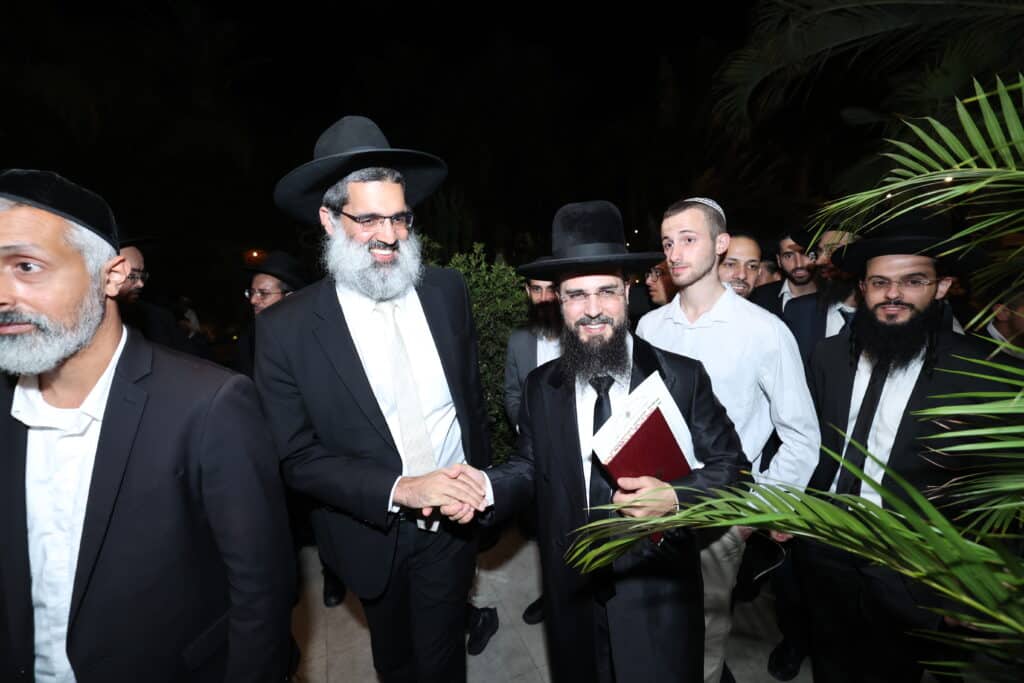 גלריה: בנו של הרב עזיז נישא לבת הרב בוהדנה