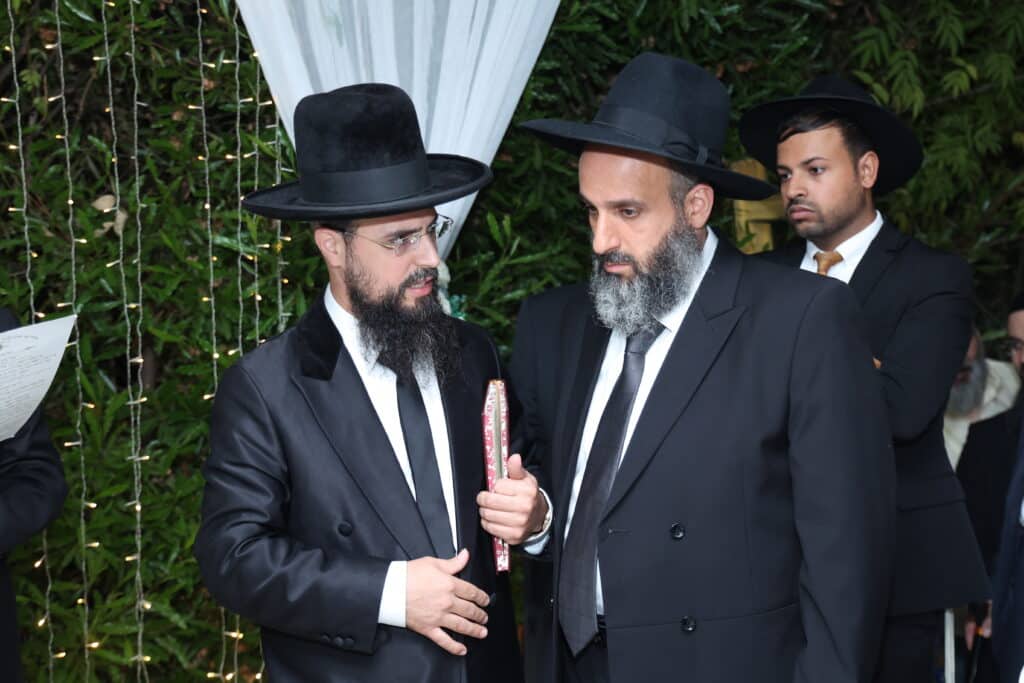 גלריה: בנו של הרב עזיז נישא לבת הרב בוהדנה