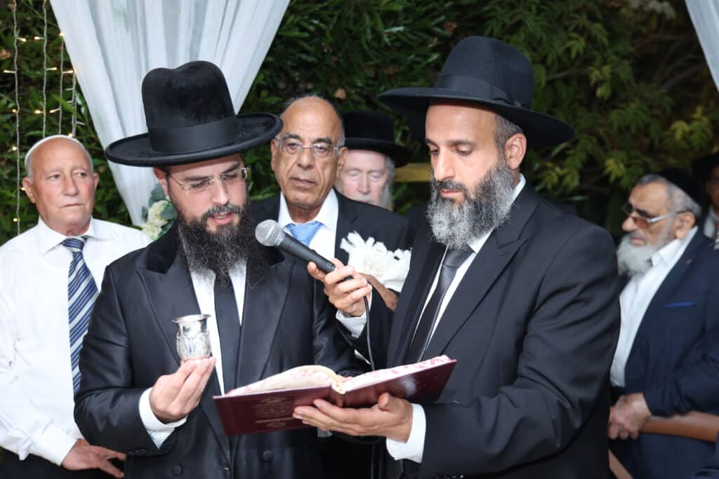 גלריה: בנו של הרב עזיז נישא לבת הרב בוהדנה
