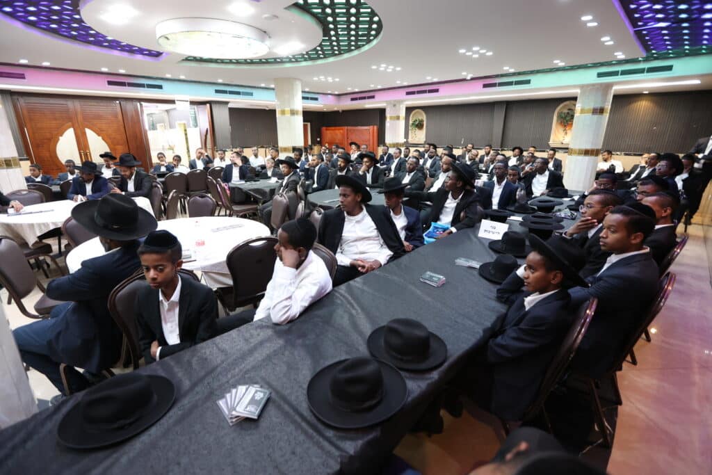 מאות בחורי ישיבות יוצאי אתיופיה התכנסו לקראת מתן תורה