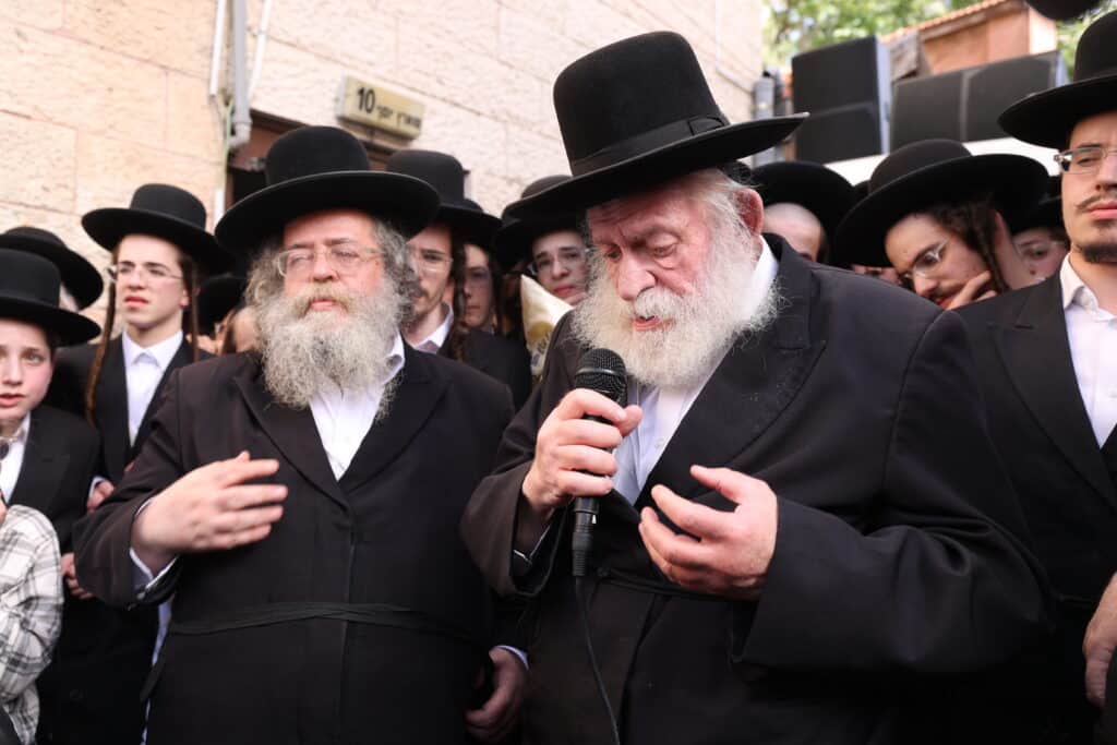 הלווית ההמונים: הרבנית הצדקנית מגור ע"ה הובאה למנוחות